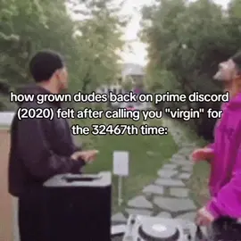 holy debut post #gif #niche #reepy #discord 