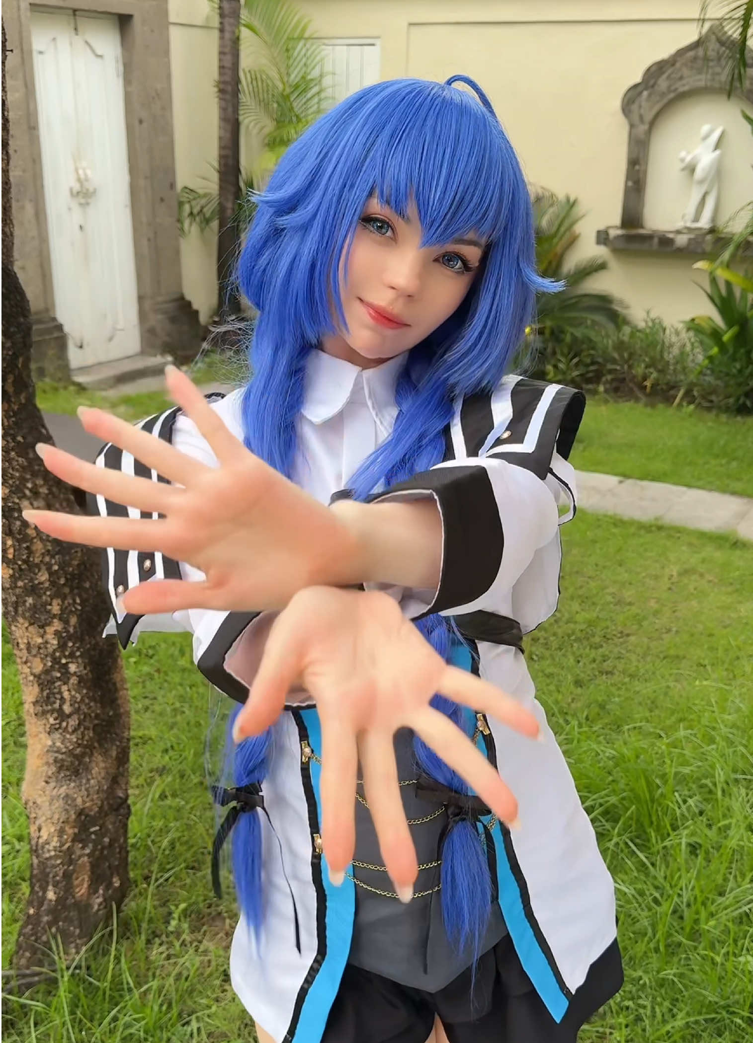 Small Roxy here #cosplay #roxy #roxycosplay #mushokutensei 