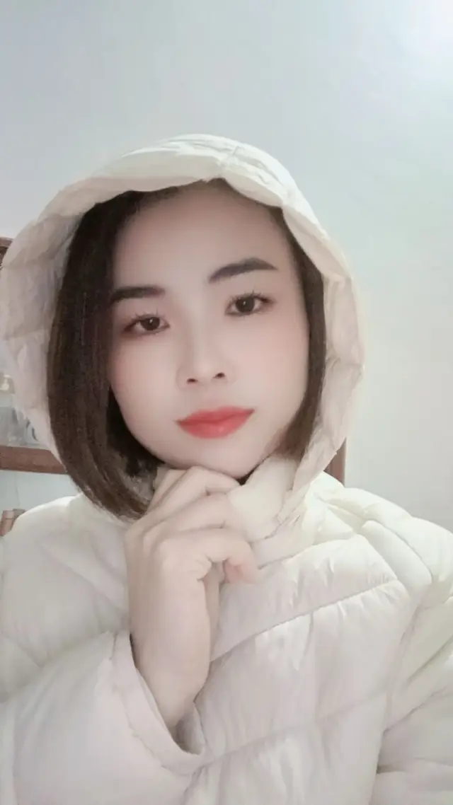 Hôm nay trời trở gió lạnh, ngồi đùa với chó em lại nhớ đến anh...🤭🤭#xuhuong #thinhhanh 