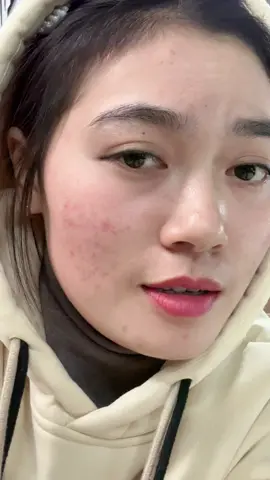 Thiệt hả, nhìn tui khó ưa đến thế sao ? 🤭🤭