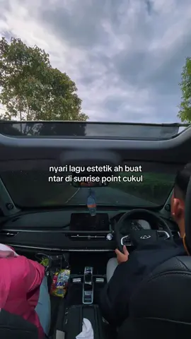 Bandung selalu punya cara bikin jatuh cinta lagi 🍃 #pangalengan #bandung #sunrisepointcukul #wisatabandung #fypシ゚ 