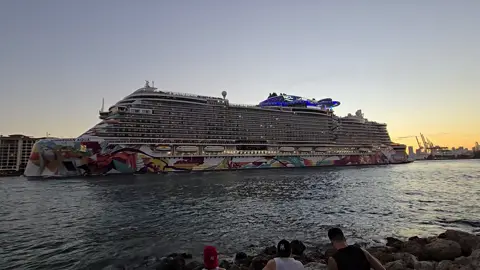 NCL Crucero saliendo del Port of Miami. #NCL @Norwegian Cruise Line 
