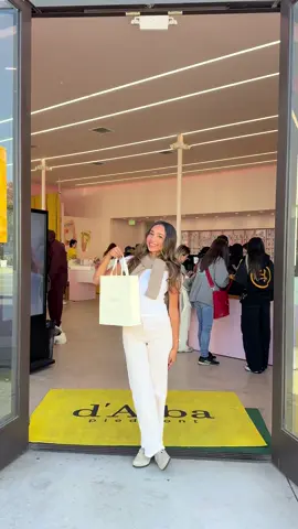 such a fun pop up! @DALBA 🤍🤍 #dalbalapopup #dalbavitaline 