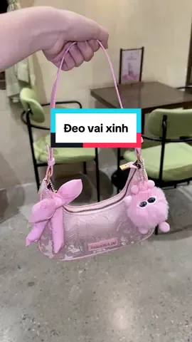 Túi vải kẹp nách dáng thuyền hoạ tiết xinh sang 😘😘kèm móc bôg 👇🏻👇🏻 #tuihottrend #tuikepnach #mienphivanchuyen #sale 