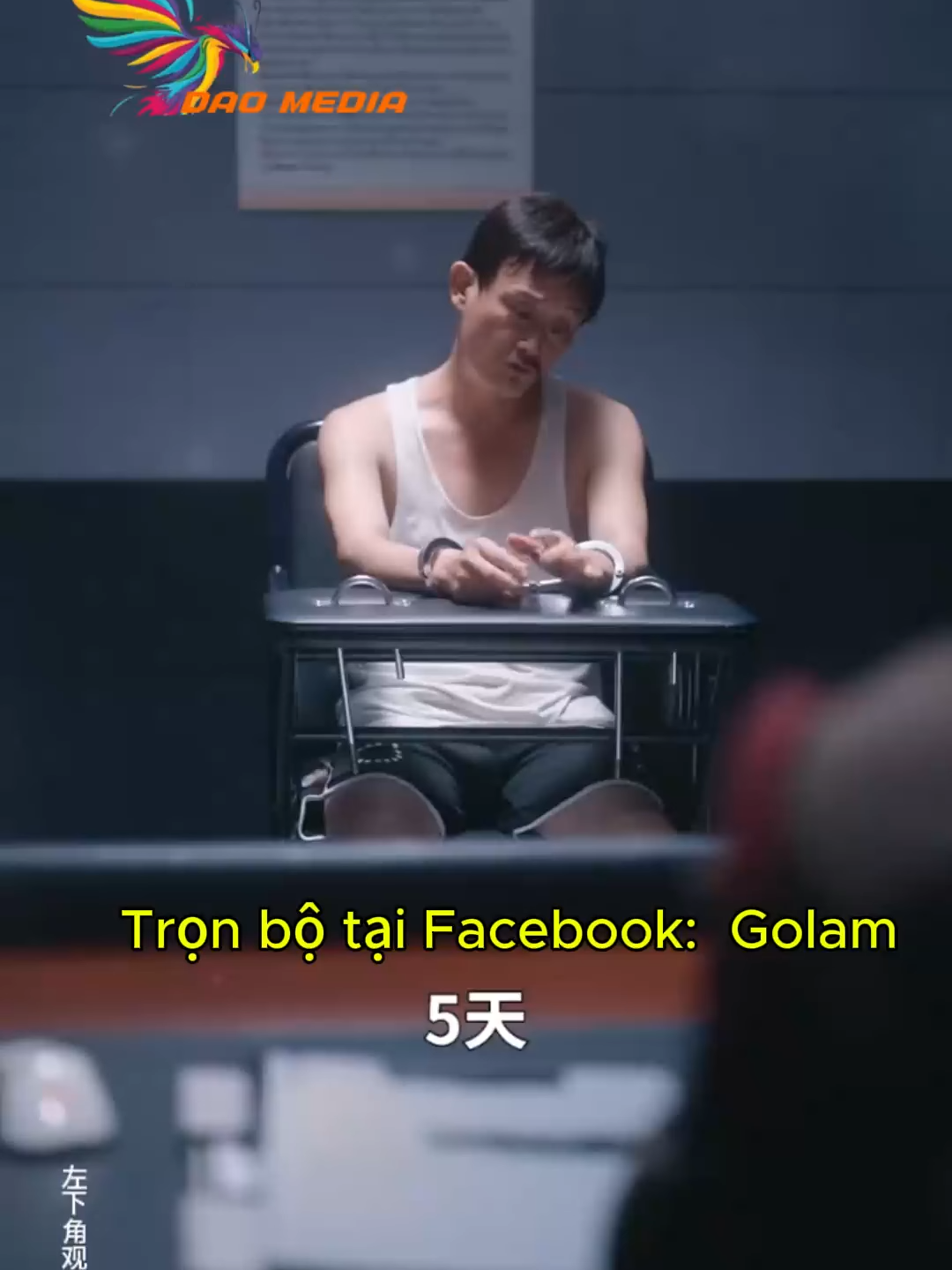 Tập 3- Cậu nhóc nghe tin nhà kế bên có chuyện nên liền phán đoán là người quen làm ra khiến cảnh sát nể phục.