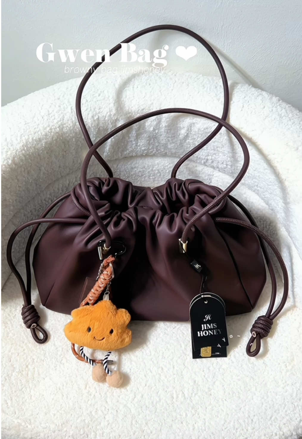 Totebag buat daily atau ngampus 😍 suka bgt koleksi dari @Jims Honey Official Shop 🤎 #jimshoney #totebagaesthetic #taswanita #totebag #rekomendasitas 