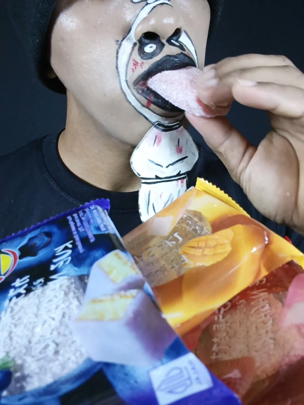 po*ong Mukbang kue nagasaki.. #faceart #mukbang #sipalingaffiliate #kuenagasaki #promomakanharian 