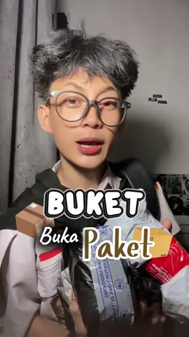 Buket!!💣💥🤯#unboxingpaket  #endorsement #beautycontentcreator #viralvideo #lewatberandafyp 