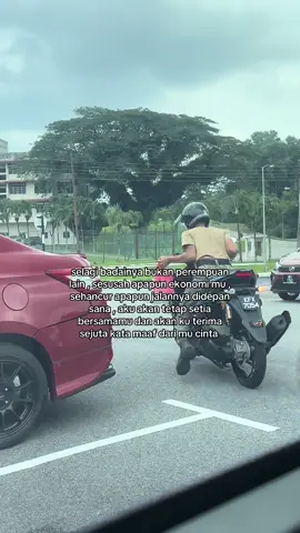 biarlah orang nak kata apa selagi bukan i yang tengok dengan mata kepala i sendiri , i tetap akan berpihak kepada you baby 🤍 #ilovemyboyfriend #4upage ##fy 