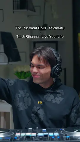 Since y’all been showing so much love to the Stickwitu mashups🫶 #dj #mashup #rihanna #throwback #radio 