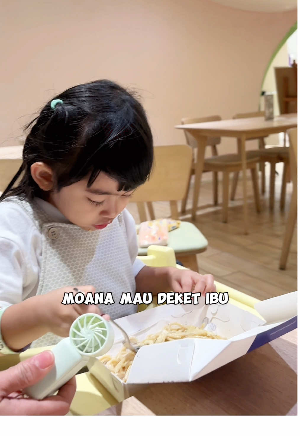 Awalan terjadinya mau deket deket ibu😂 