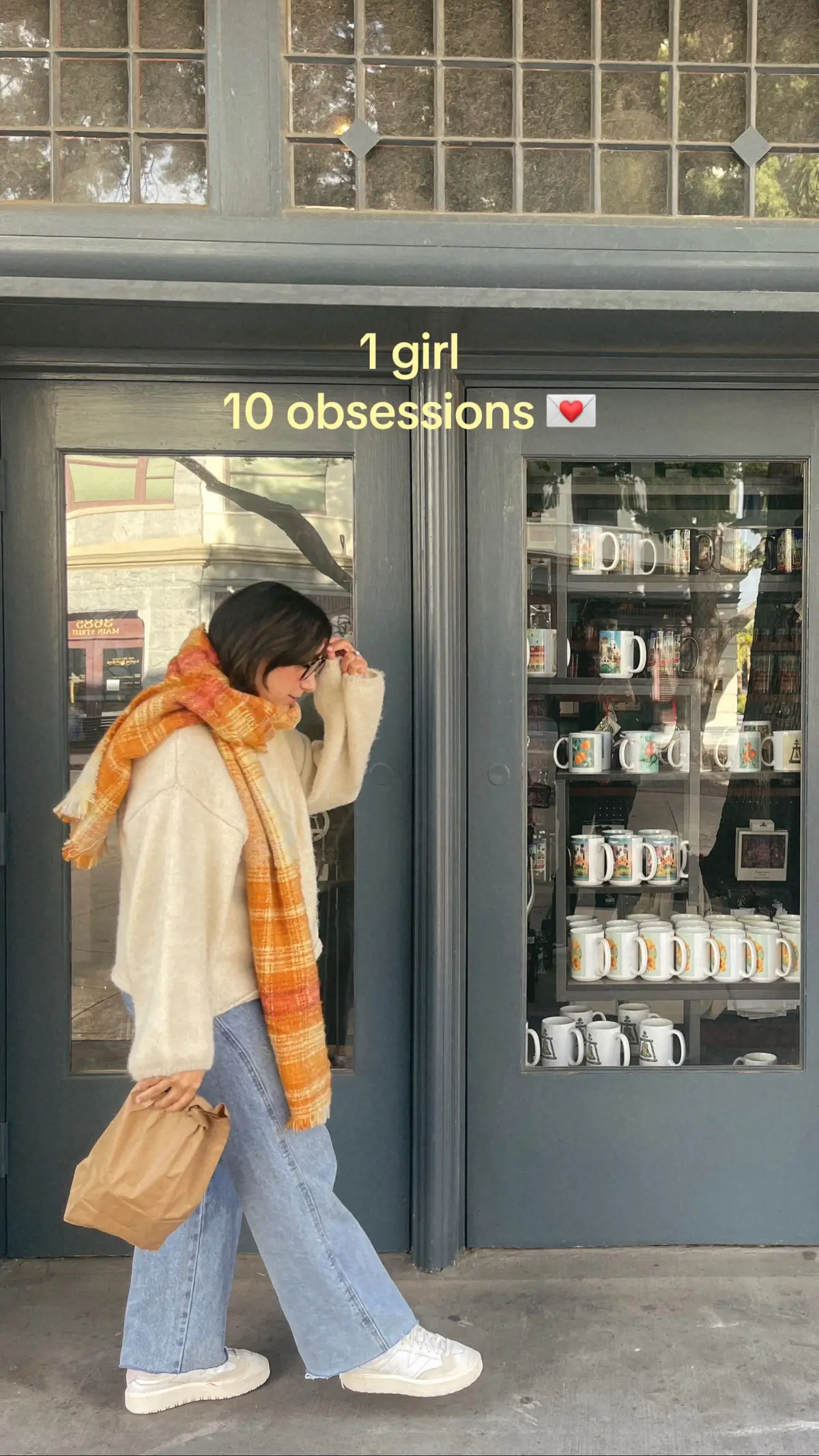 very much late to this trend but I just had to!! I love seeing these 🥺 #1girl10obsessions #thelittlethingsinlife #myfavoritethings #pinterestaesthetic #thingsthatmakemehappy 