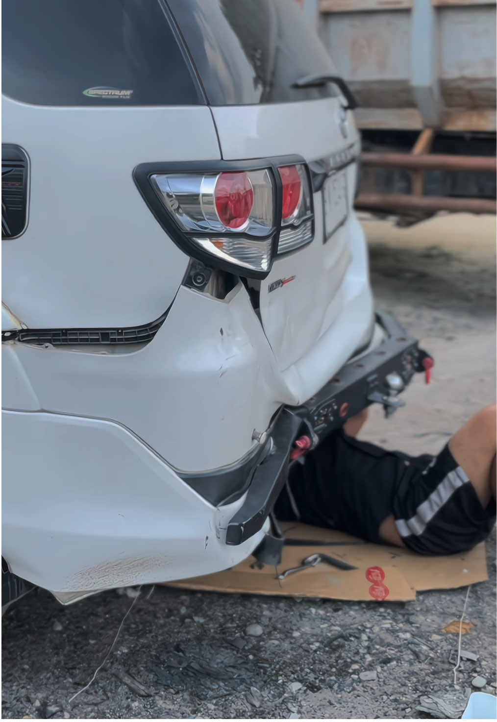 mode express 🤩 . . Jalan Bakti Gg. Keluarga Pekanbaru Wa : 089621673718 #bengkelmobil #4u #ketokmagic #fortuner #bengkelpekanbaru 