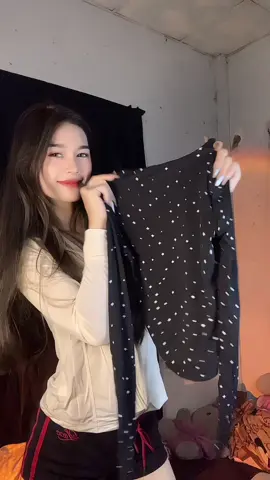 #เสื้อแขนยาว #เสื้อผ้าผู้หญิง #ไอเดียแต่งตัว #เสื้อครอป #เสื้อครอปน่ารักๆ 