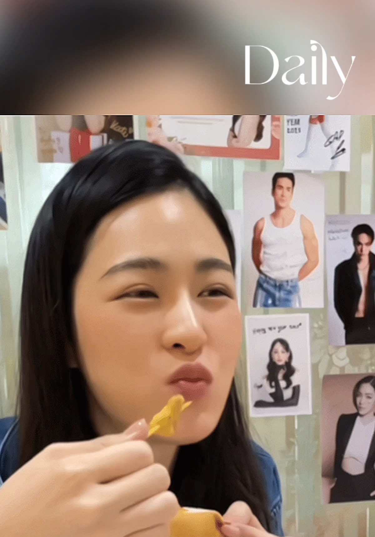 Eat. Eating makes me happy! By:00K  😋😋😋😋😋 🥰🥰🥰🥰🥰 #linglingkwong  #鄺玲玲  #EatEatingmakesmehappy!