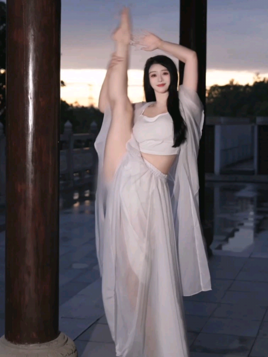 用情付诸流水 #舞蹈 #古风 #用情 