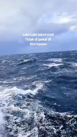 semangat terus wlau musim barat telah tiba💪 #storynelayan #storywa #fyppppppppppppppppppppppp 