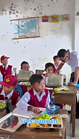 #sppgkalimati #mbglovers❤️ #mbgindonesia🇮🇩 #makanbergizigratis #mbgkalimati DAY 1