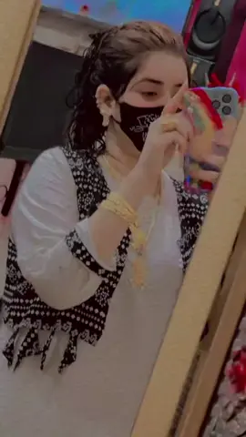 #foryoupage #standwithkashmir #🥰🥰🦋💕💓💯💯😀😄😆😂😂🥰💕💕😅😇😍🤩 #pleaseviralthisvideo🙏🙏please #ayesha✨🌟⭐💫🌸🌼🥀 