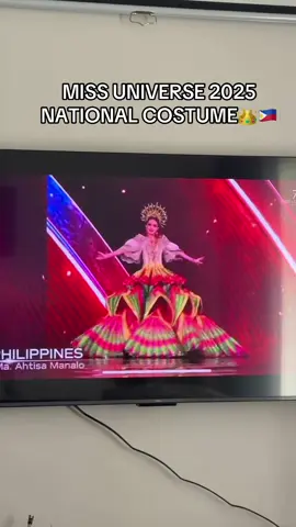 HUMA IS TAW! SI ACCLA!!!!!!😊❤️👋🏻 #MissUniverse2025 👑