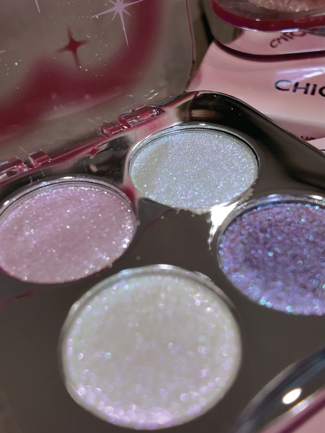 เปร่งประกายด้วยตลับเดียวกับอายแชโดว์ Chioture  #makeup #beauty #รีวิวบิวตี้ #eyeshadow #ป้ายยาtiktok