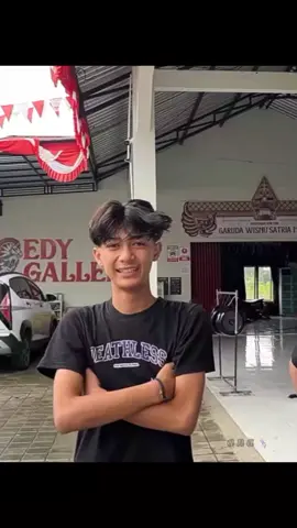 ga ada yang spesial selain isall, cinta habis di isal, cumaa isal yang selalu ada dalam hati kuu, always isal, sampai kapanpun tetap isal, mungkin jika nanti dia akan memilih wanita yang tepat kedepannya, mungkin hatii ku akan tetap ada diaa, beratt untuk kuu menerima kenyataan, kalo dia juga akan memiliki wanita pendamping hidup nya nanti, siapapun wanita beruntung ituu, senang bisaa menikmati singgel era kuu dengan menghayal bisaa bersama muu sall, tetap jadi isal yang akuu kenal yaa, i love u sall, hidup dengan baik💕 #isallovers #affanfaisal #gwsmlovers👹 #magelang24jam #pakeron 