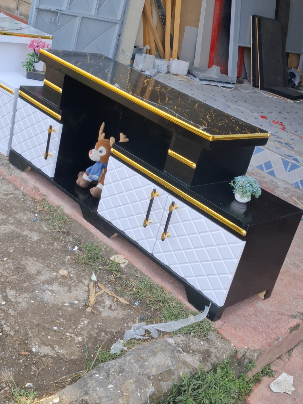 Marble Tv Stand For you 🔨 Location:NAKURU  Price:13500 #tvstand #marbletvstand 