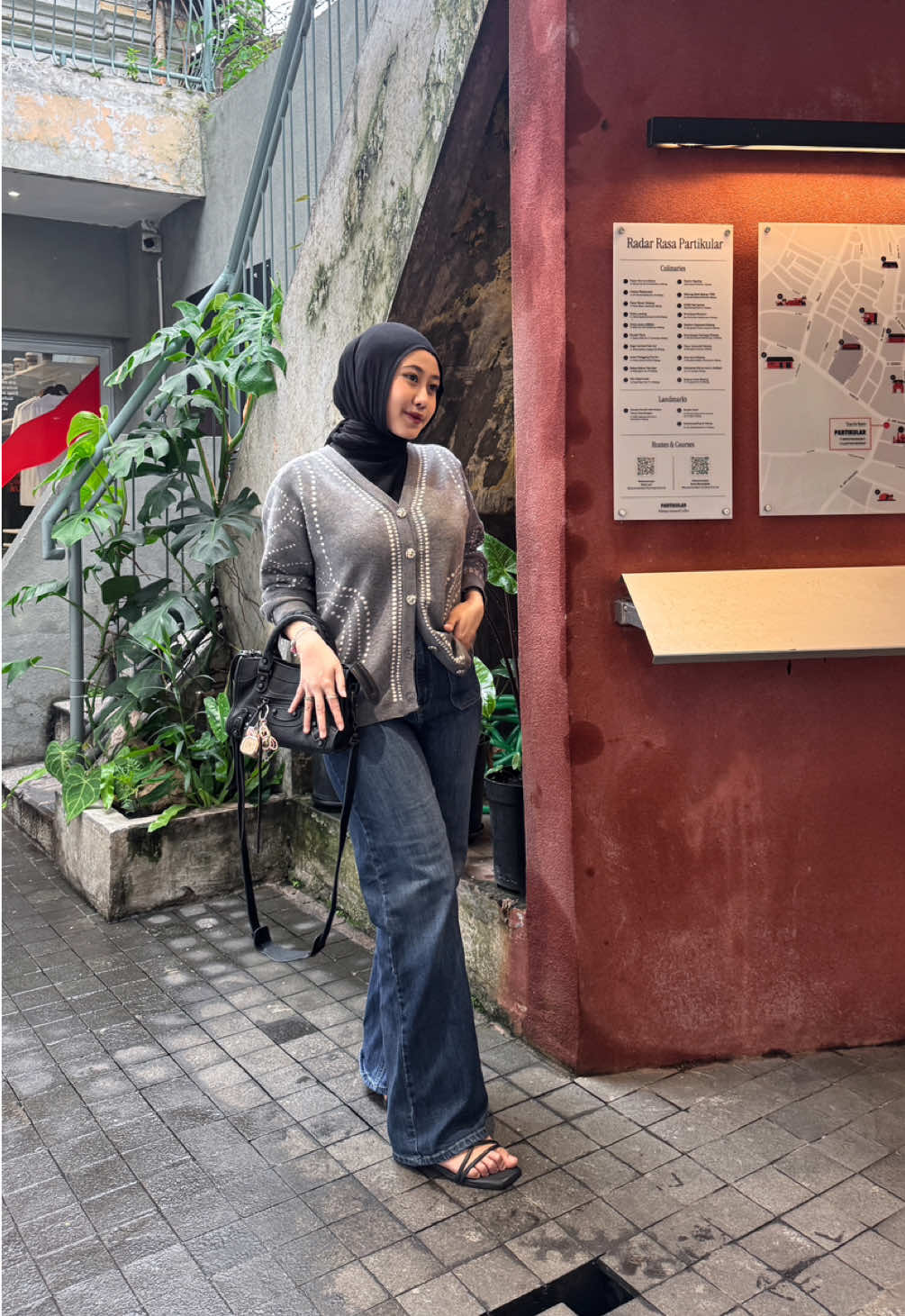 Love bgttt sama outfit akuu hari inii!👀☁️<3  #fitcheck #OOTD #outfitideas #outfithijab #racuntiktok 