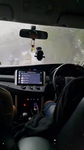 blurrr digempur matrialistis & logika ##fyppppppppppppppppppppppp 