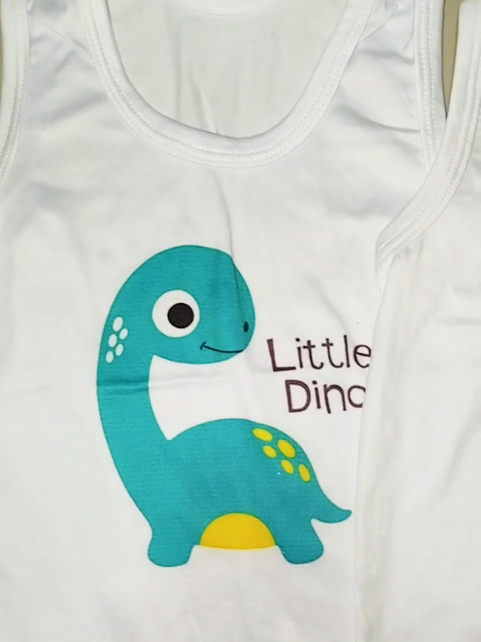 sa mga naghahanap ng pure cotton at cute printed Dino sando for babies mga mi! I-check niyo jan sa yellow basket! super worth the price🫶🛍️✨