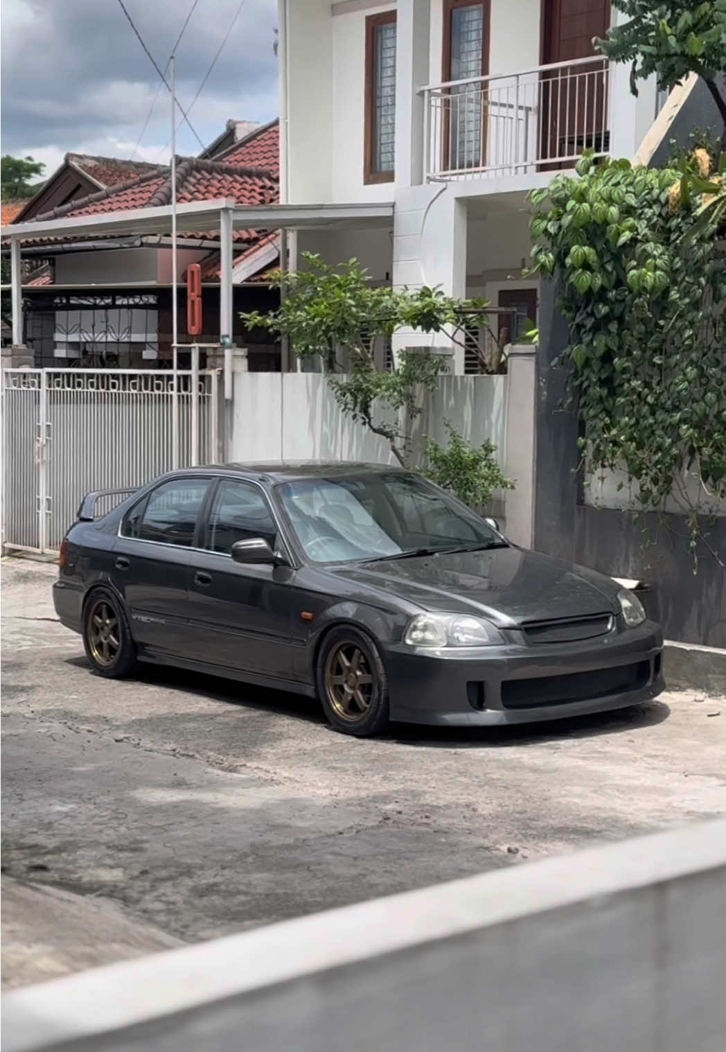 READY STOCK‼️ 72JT MASIH NEGO🤩 Honda Civic Ferio 1997 M/T  Surat Lengkap pajak ON Panjang, Plat D  Meaty Fitment With Air Walker Bumper👀  More info? Bisa langsung DM / WA 🤳 Siap kirim ke Seluruh Indonesia🫡  Fast Respon? WhatsApp 089520120023 ☎️ Lokasi Bandung kota, Cicaheum