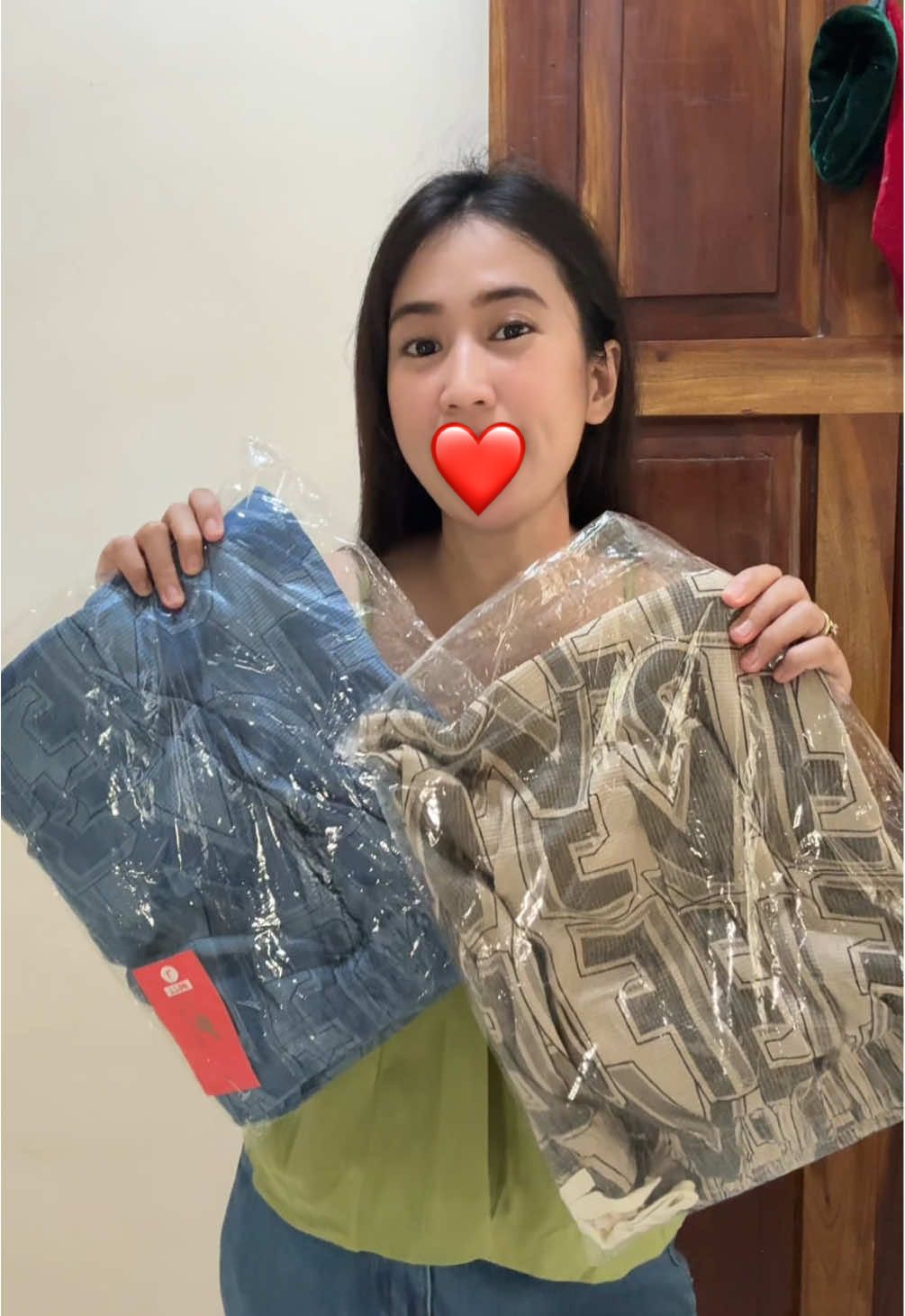 Perfect to pang ootd and ipang regalo ngayong pasko. #pants #pantsrecommendation #pantsforwomen #pantsformen #buy1take1 