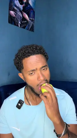 Pear vs Apple who wins and nutritional value and workout plan #ashu #ashuviews #nutrition #applevspear 