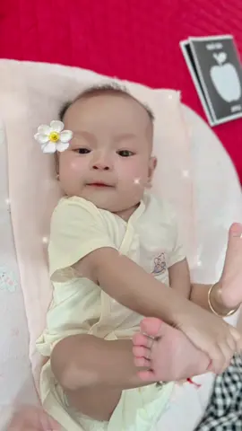 Con muỗi ở đâu ?  🤔🤔 @Bùi Thị Mỹ Linh  @20_vannn   #congchua❤️ #embedethuong #xinhdep #LIVEFest2025 