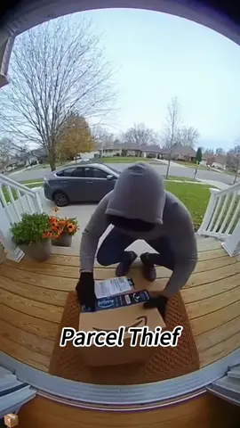 Porch exploding package box with glitter🏳️‍🌈✨🦄#porchpiratecaught #glitter #package #prank #fyp 