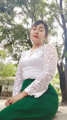 #ရှင်တို့ရဲ့အကြည်ဓာတ်လေး🤭🌻✨ #ချစ်ပေးကြအုန်းနော်😍😘😘 #