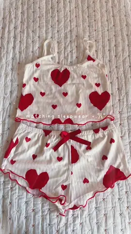comfy pjs recos! ❤️✨ #sleepwear #pajamas #pjs #OOTD #softgirlaesthetic 