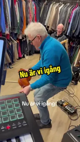 Repen har börjat och vi sätter ribban. #falkenbergsrevyn 