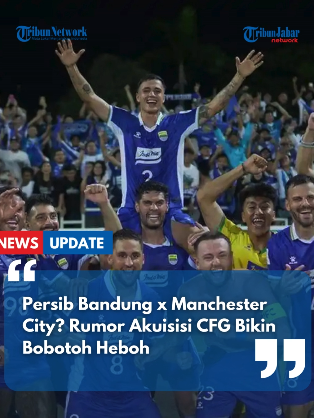 💥 Rumor Heboh! Persib Bandung Bakal Dilirik City Football Group? Bobotoh, siap-siap... Persib Bandung masuk radar City Football Group (CFG), yang juga punya Manchester City, New York City FC, Girona, dan lainnya. Kota Bandung bahkan sudah muncul di website resmi CFG!  Kode-kode unik mulai muncul: jersey Manchester City dari pemain Timnas Eliano Reijnders diberikan ke Marc Klok, jadi bahan spekulasi Bobotoh. Apakah ini pertanda Persib bakal go internasional?  💬 Bobotoh, gimana menurut kalian? Apakah ini kabar baik buat Persib atau cuma rumor belaka? Tulis pendapat Tribunners di kolom komentar! Penulis: Salma Dinda Regina  #tribunjabar #newsupdate #persibbandung #cityfootballgroup #cfg #bobotohheboh #persibgoasia