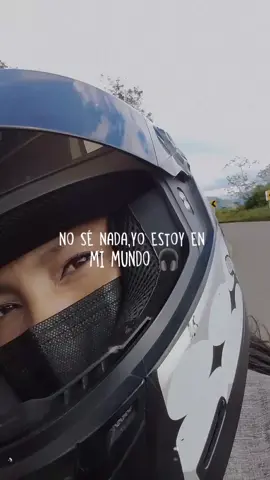 estoy en mi mundo #CapCut  #reflexionesdevida #lyrics #CapCutMotivacional #fyp_viral_tiktok 