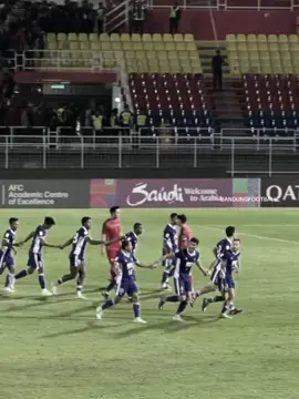 thanks god i.m persib fasn🔥🔥#capcut #fypシ゚ #persibbandung🔥🔥🔥 #persibjuara🏆 #bobotohpersib1933 @BANDUNG FOOTBALL @PERSIB 