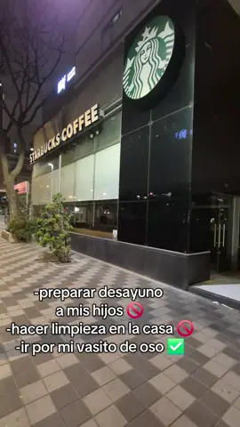 nadie me quitara a mi oso 🧸#starbucksdrinks #foryou #starbuck #starbucksperu #parati 