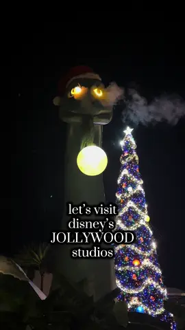 Disney’s JOLLYwood Studios is the place to be for the holiday season! It is truly one of the best parks to visit to get into the Christmas spirit. The decor covers most of the park and you have access to little things that enhance the experience without having to shell out for a special event (Sunset Seasons Greetings, special music on Alien Swirling Saucers, meet Santa, etc.). Do you love coming to DHS at this time of year? #disneyworld #hollywoodstudios #disneychristmas #christmasatdisney #disneyadult 