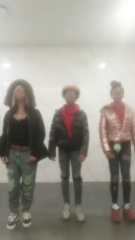 with my triooo tap in like n follow chatt 😍😍😍 @❣️ASIA❣️ 