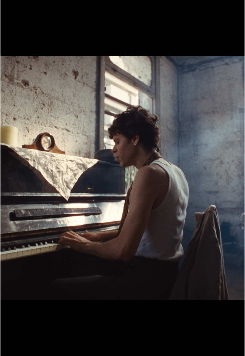 השיר המלא בחוץ🤗