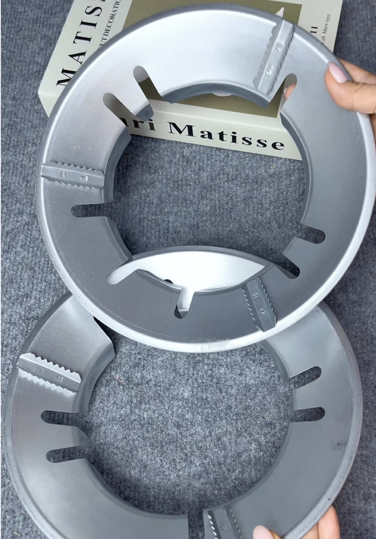 Trả lời @Nữ Phạm Combo 3 Kiềng Bếp Gas Chắn Gió Đa Năng Chống Trượt Mọi Loại Bếp, Tấm Chắn Gió Bếp Ga Chống Tỏa Nhiệt Tiết Kiệm gas #kiengbepga #kiengbepgas #meovat #tietkiemgas #taphoathilanh99  @Tạp hóa Thị Lành 