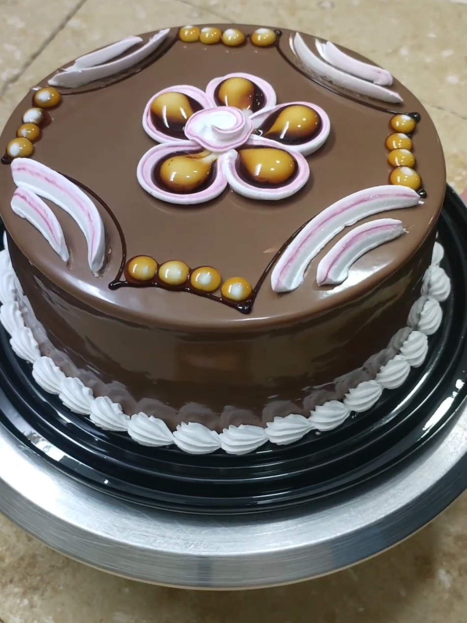 Amazing Chocolate Cake decoration 