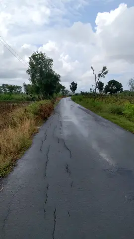 menghadapi hujan🌧️#storywa #storywa30detik 