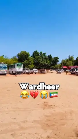 Ugu danbeen wardheer waalaga balaariyay🤣🤣@AmiiRa Zhpteed👸🏼❤️🧚‍♀️ @Yusra zhpted😫❤️👸 