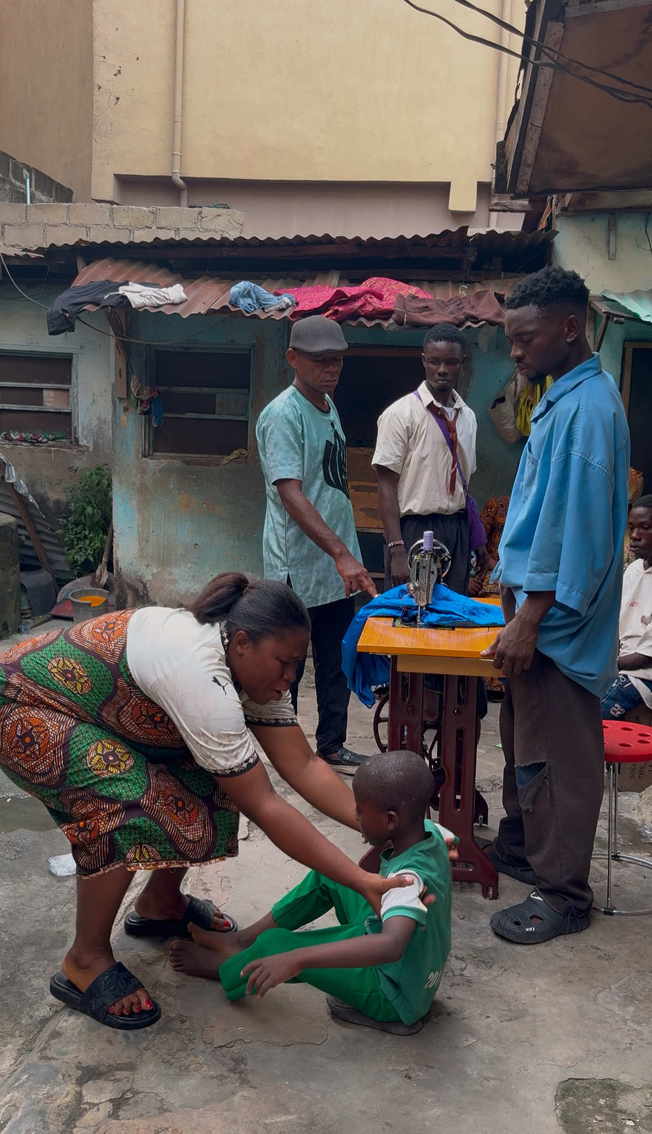 EREKERE RENT HOUSE IN LAGOS 😂😂😂  @Baba_beji700 